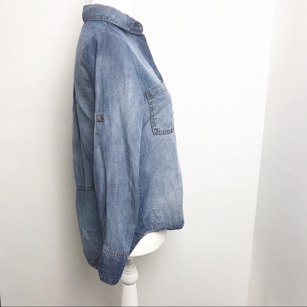 Cloth & Stone Split-Back Buttondown - Picture 2 of 6